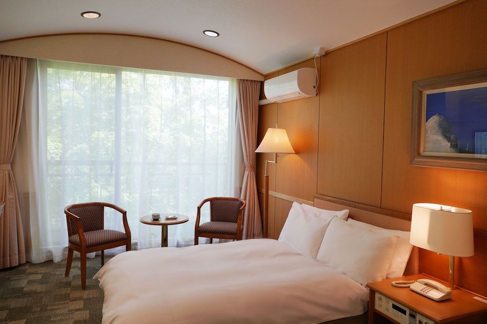 Room - 1 Twin, Garden View, Private Bathroom