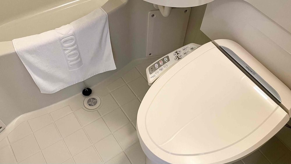 undefined Toyoko Inn Osaka Tsutenkaku Mae 8