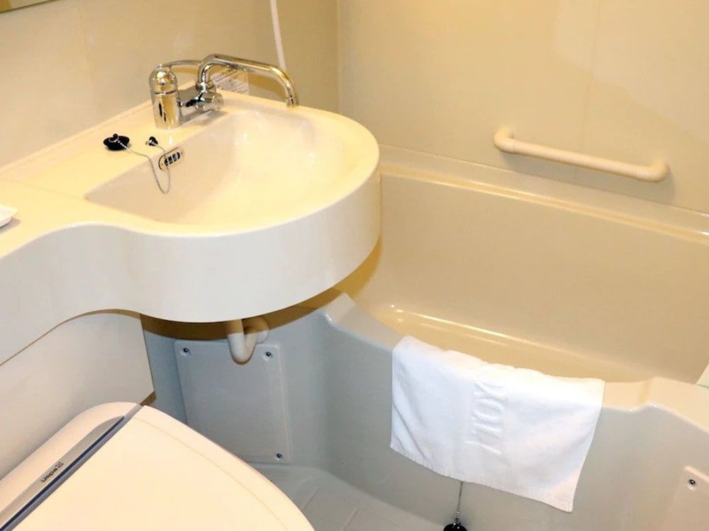 undefined Toyoko Inn Osaka Tsutenkaku Mae 9