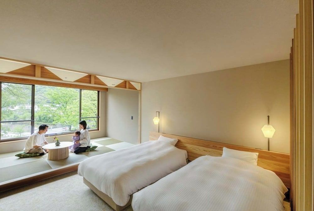 Design Twin Room, Non Smoking, Mountain View