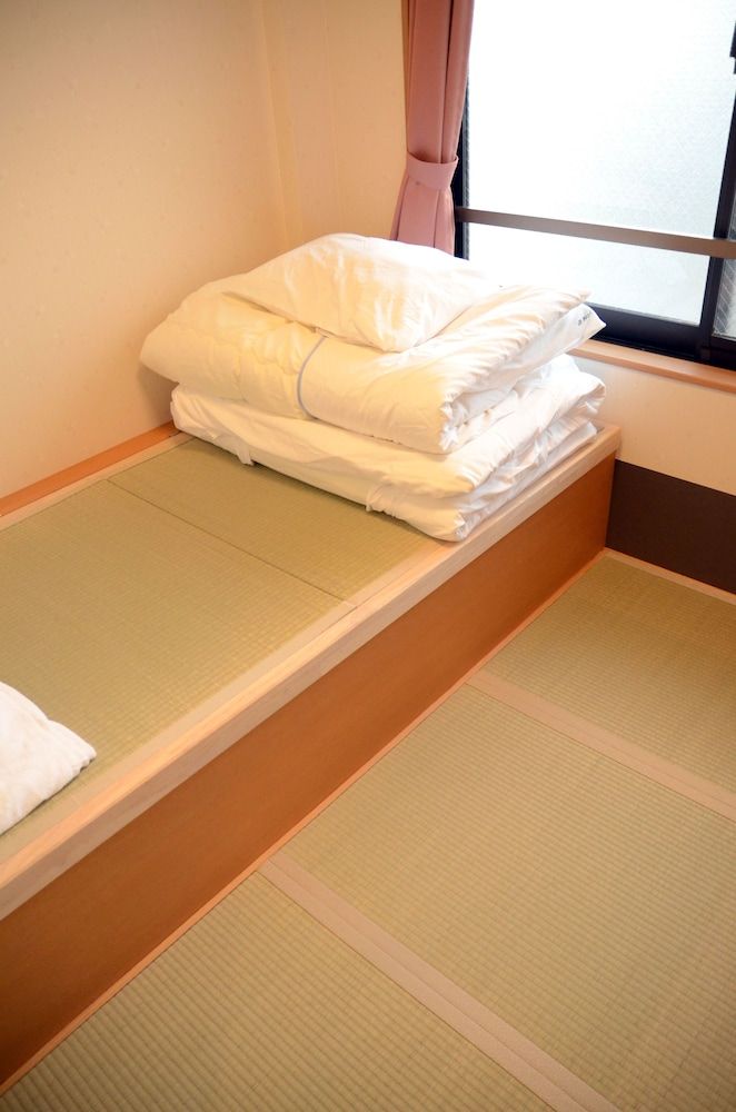 Kyo-no-yado Enishi Japanese Room with Shared Family Bath (for 2 guests) 2