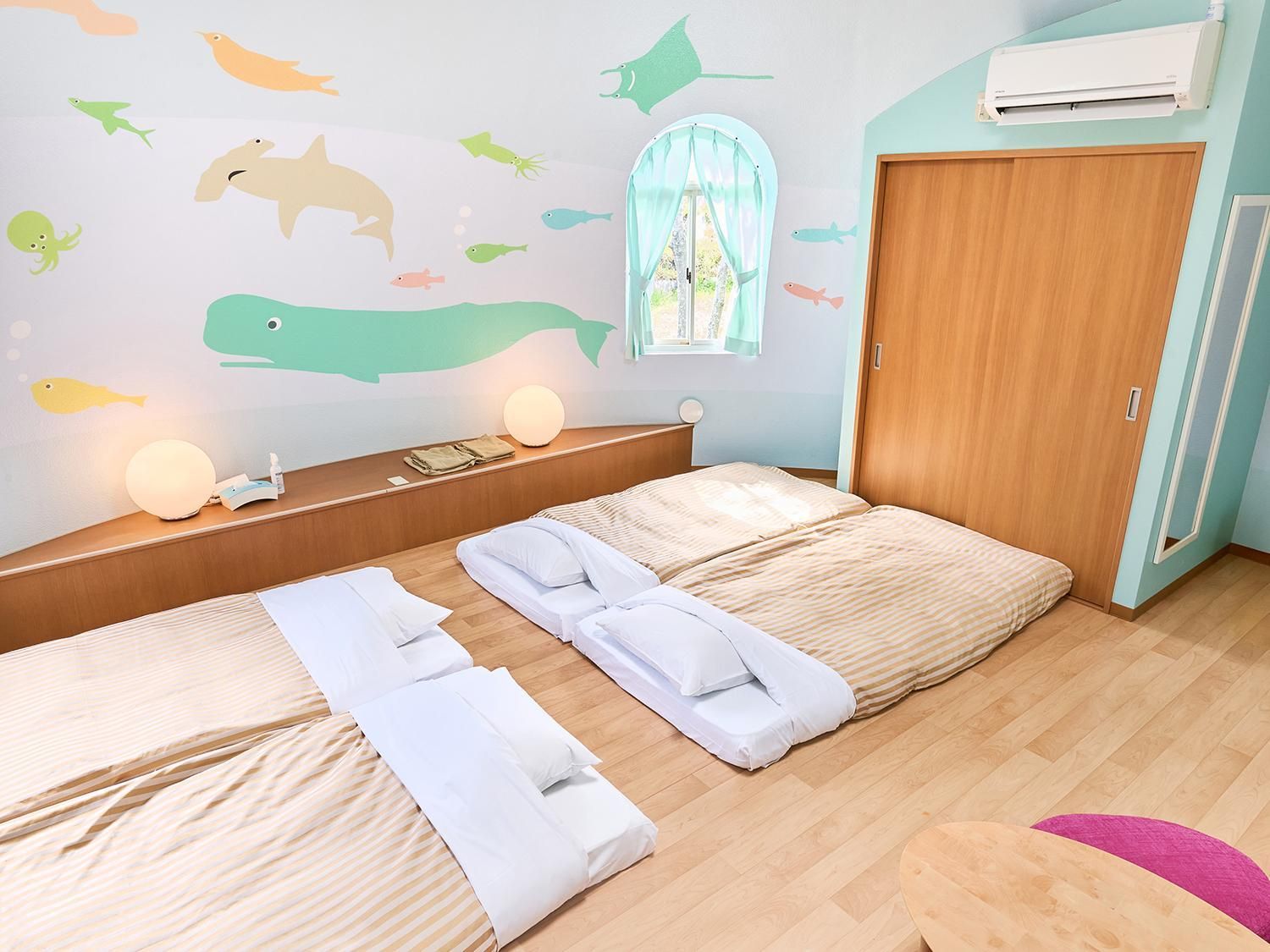 Japanese Style Family Room with Aquarium Theme - Dream Zone