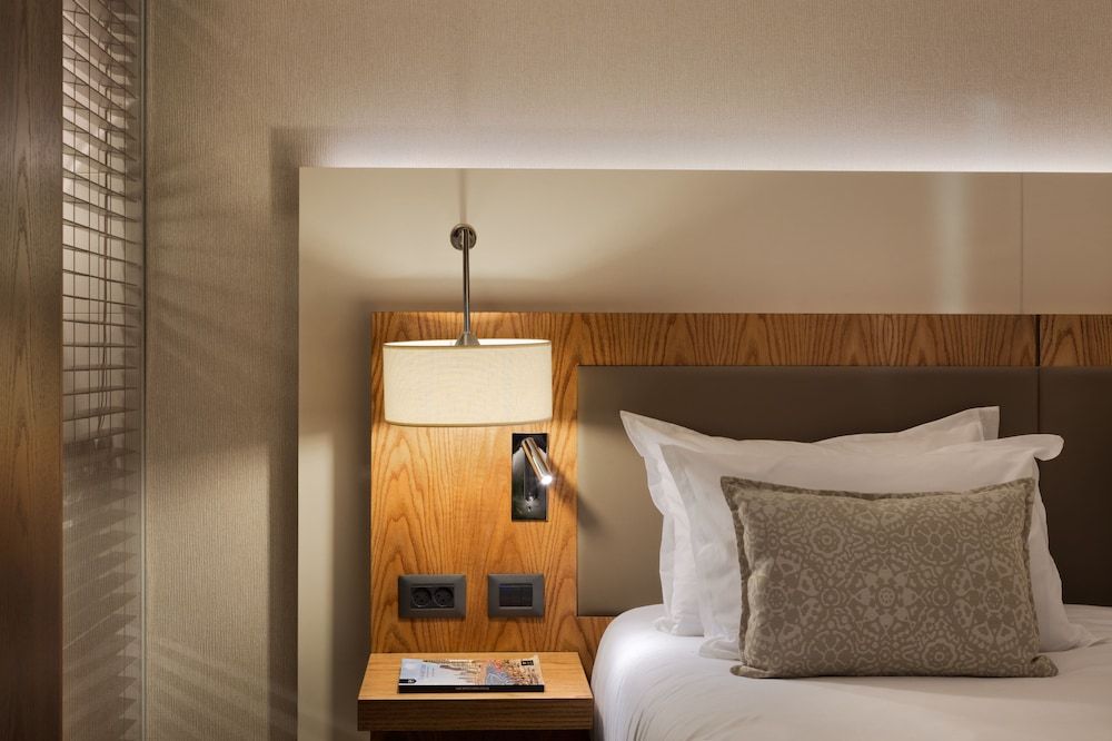 Sea Tower by Isrotel Design Superior Room, City View 2