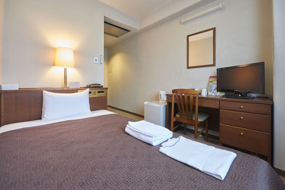 Hotel Select Inn Mishima Semi-double Room, Smoking 3