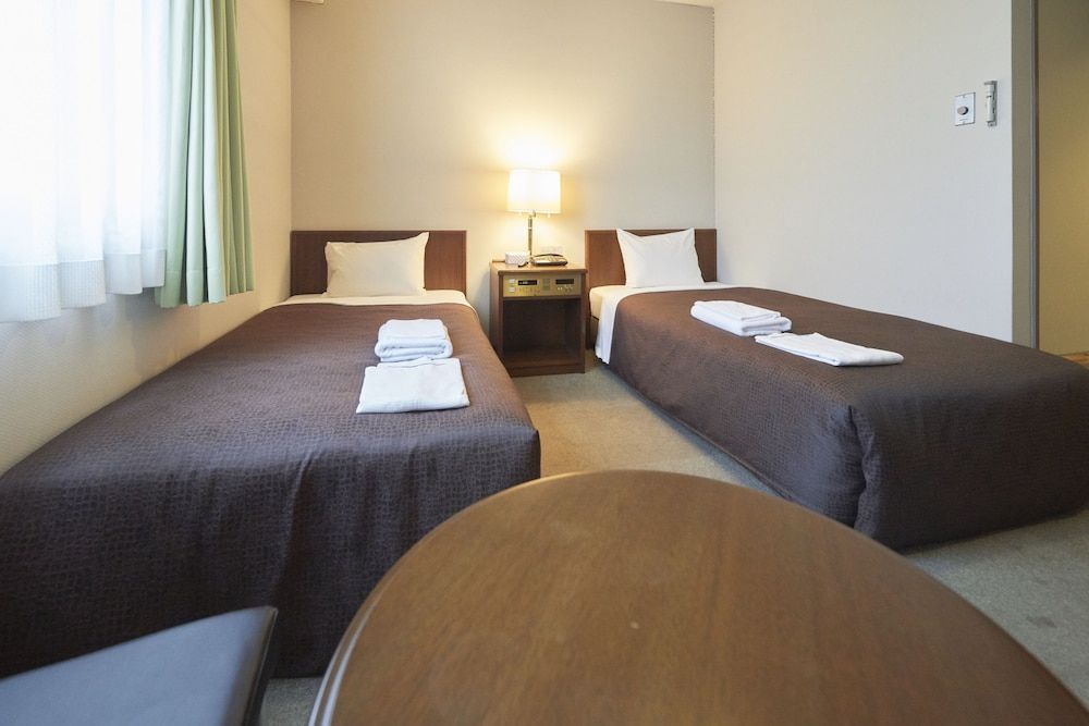Hotel Select Inn Mishima Twin Room, Smoking 3