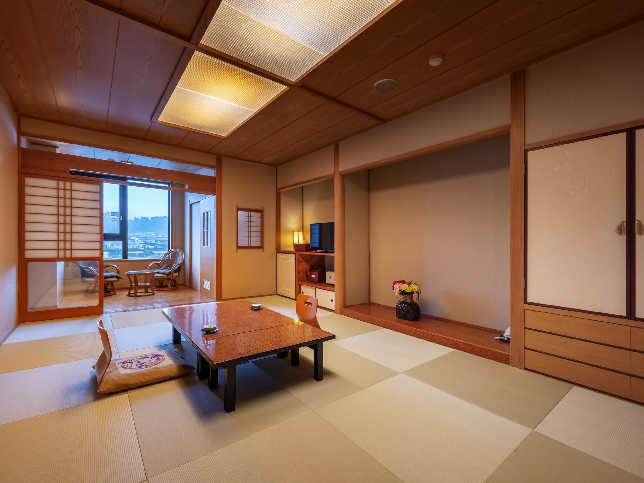 Japanese Style Room with 12 Tatami