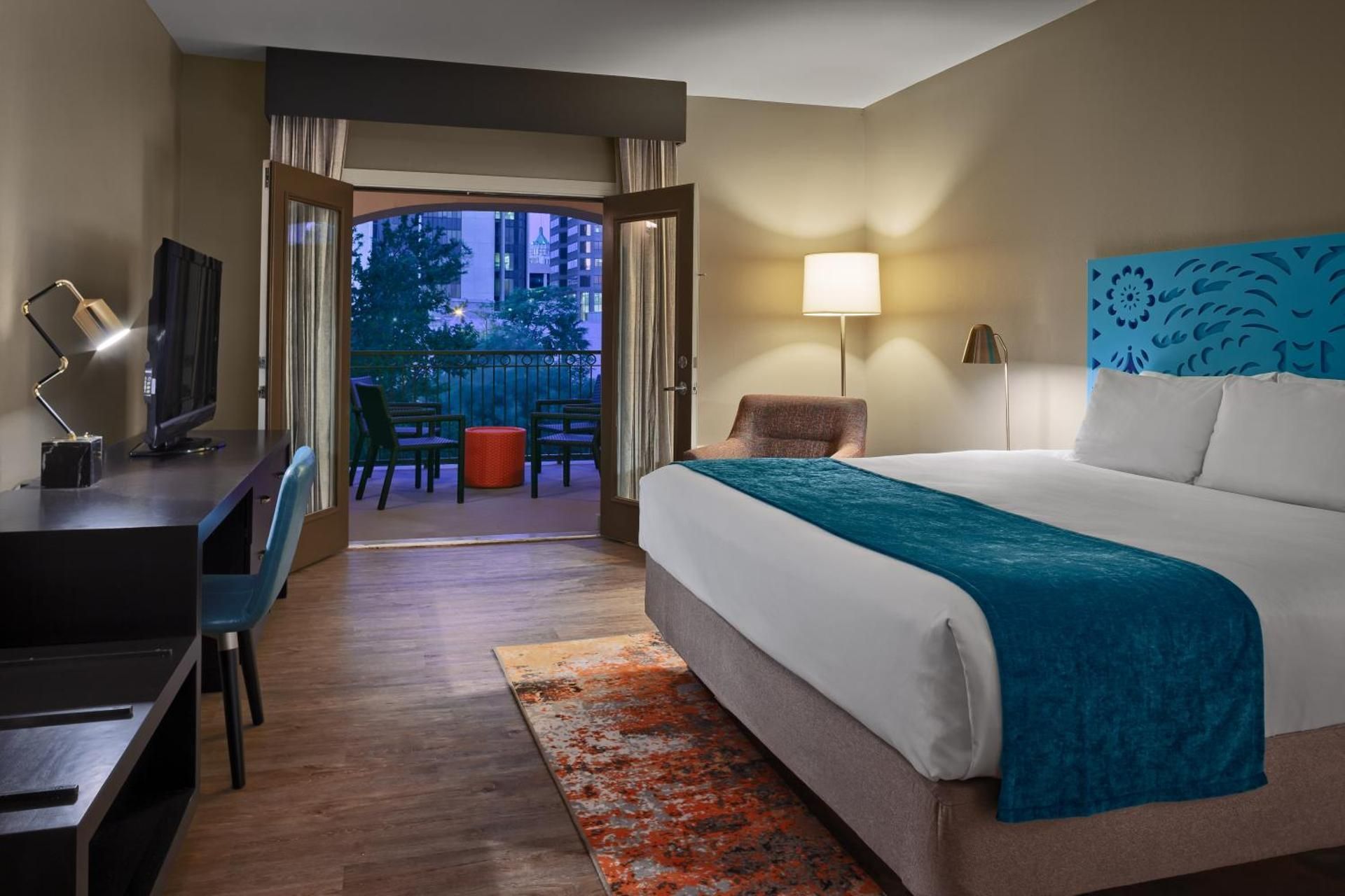 Premium King Room with Balcony