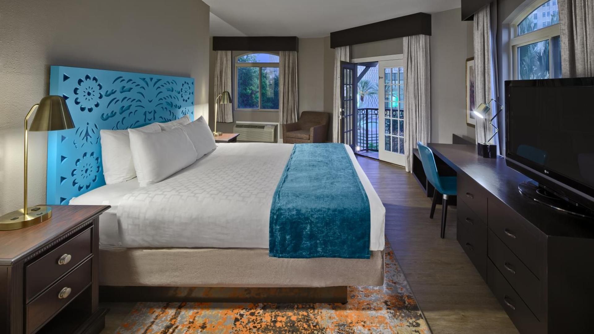 King Suite with Balcony