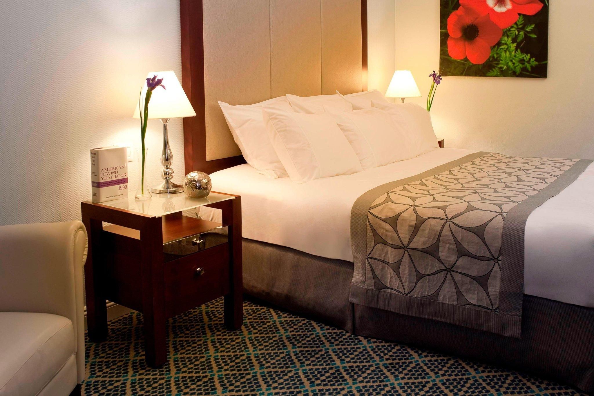 undefined Renaissance Tel Aviv Hotel 9