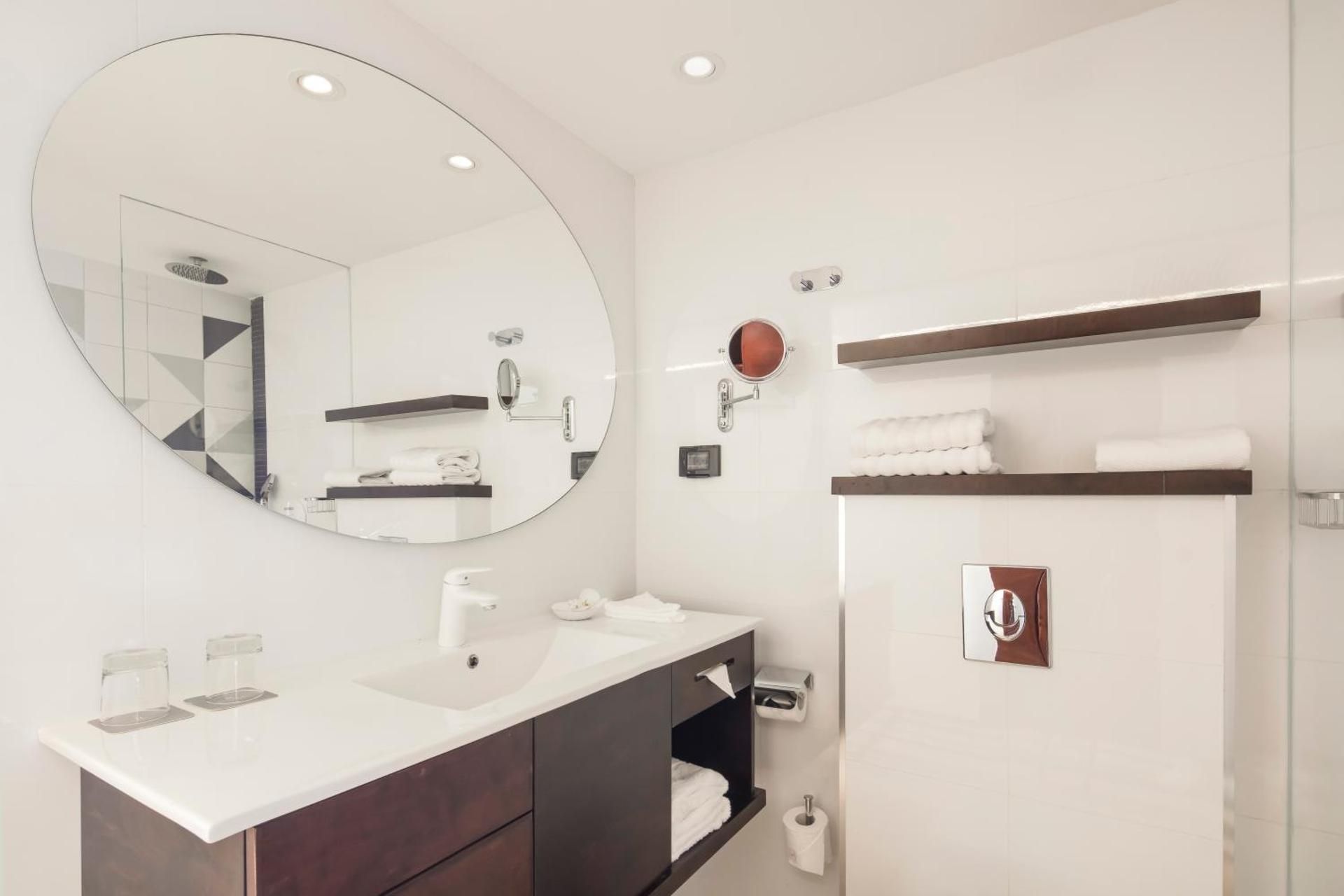 undefined Renaissance Tel Aviv Hotel 4