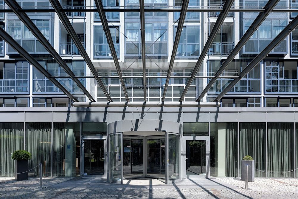 undefined Pullman Munich 7