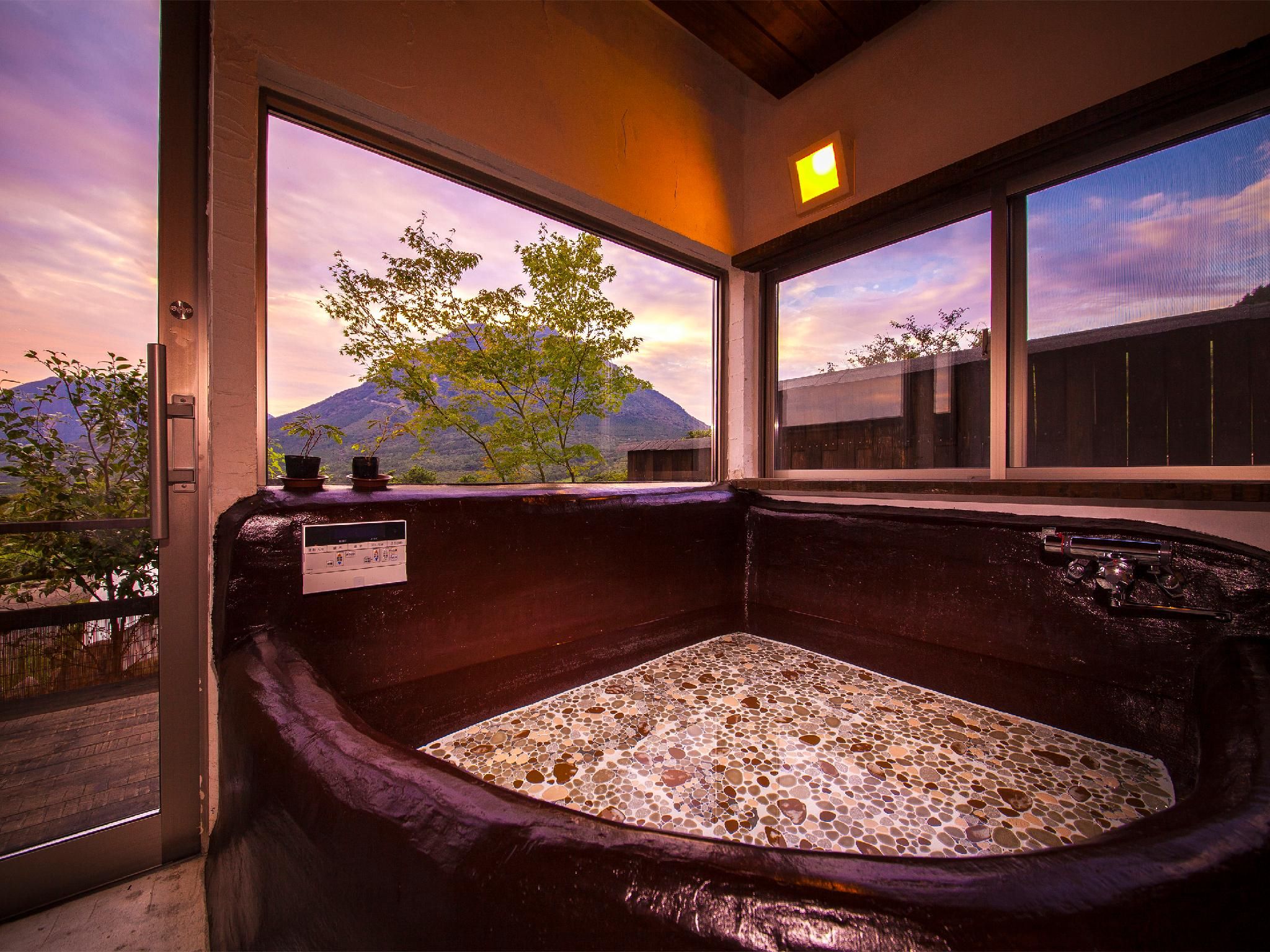 Villa with Open-Air Bath - Above 13 Years Old Only
