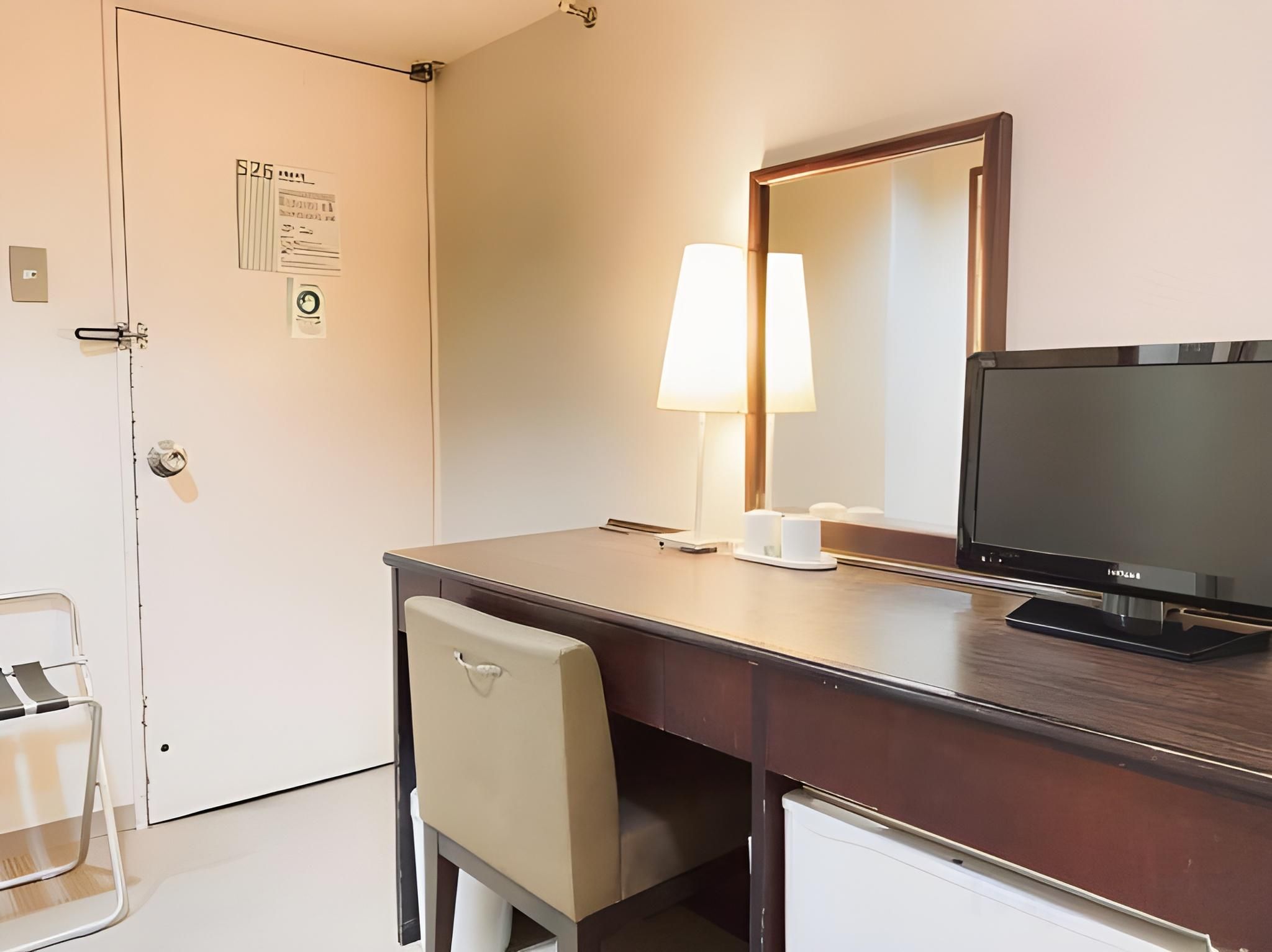 Economy Twin Room[Non-Smoking][Twin Room][Non-Smoking]