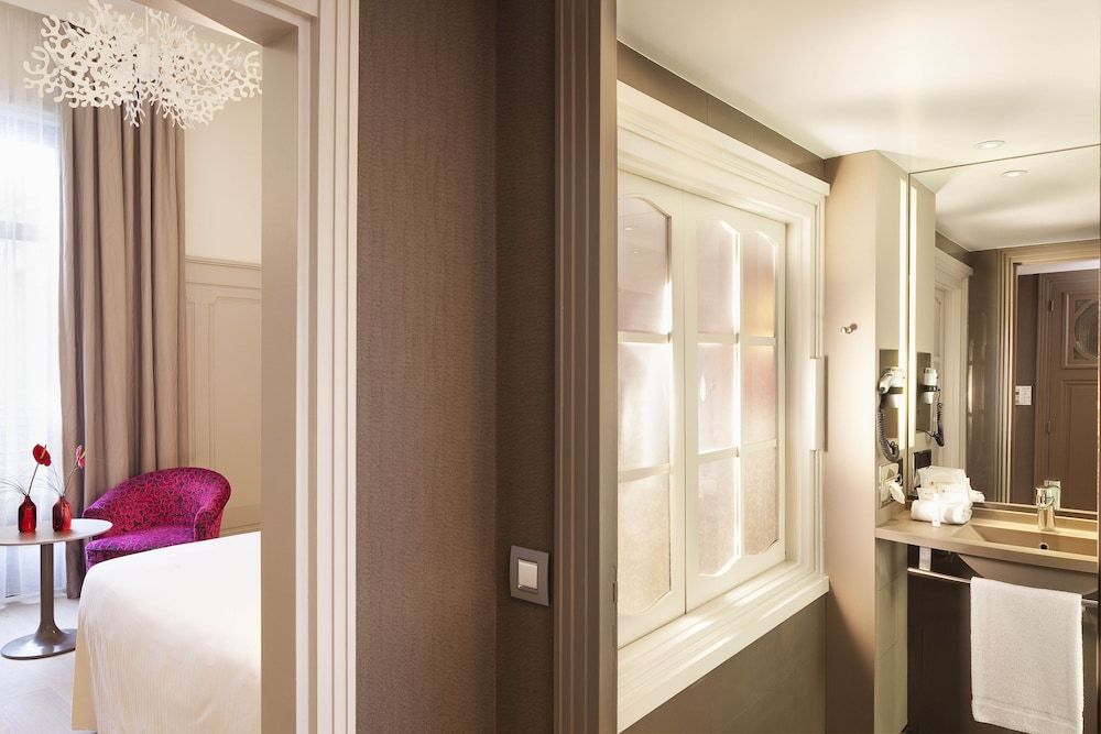 Oceania L'Univers Tours Executive Double Room 6