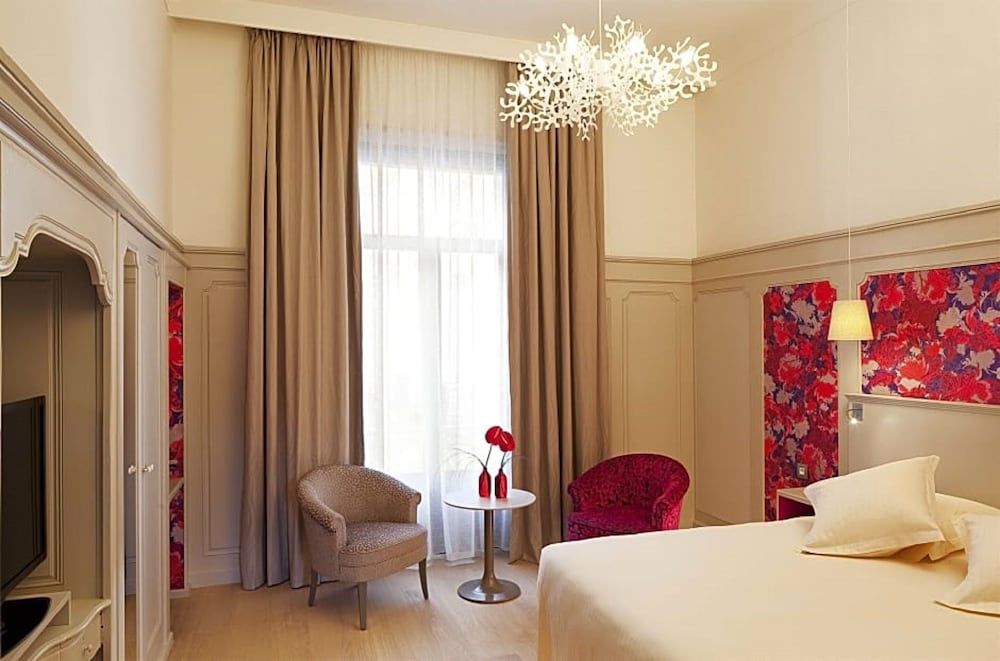 Oceania L'Univers Tours Executive Double Room 4