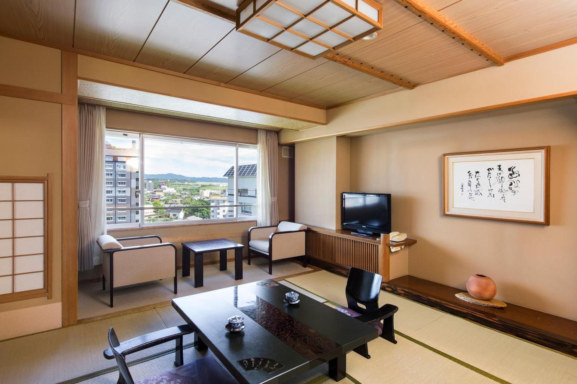 High Floor Mountain View Japanese Style Room for 5 People - Non-Smoking