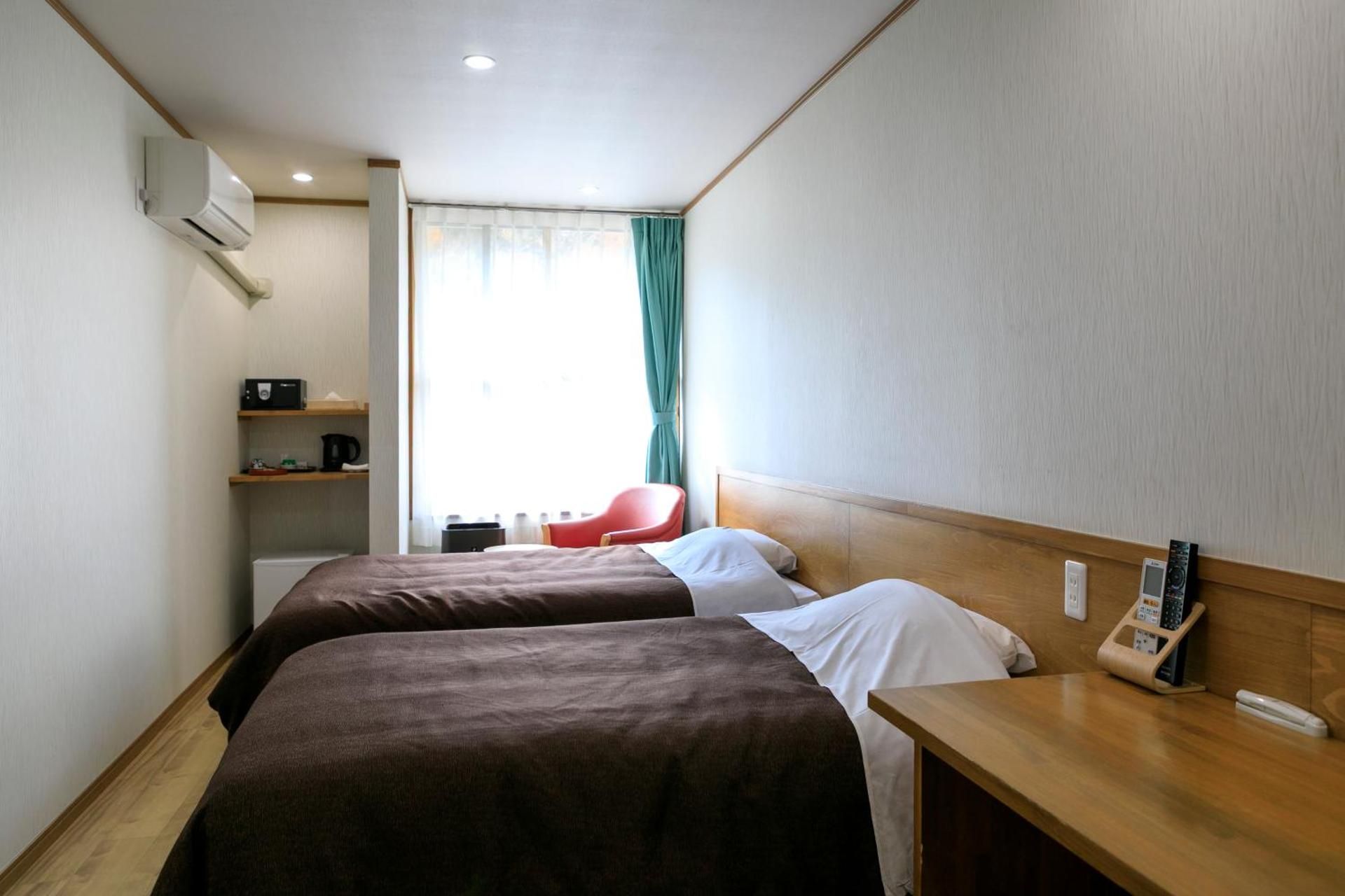 Small Twin Room