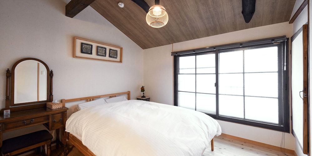 undefined Kyomachiya KANAU