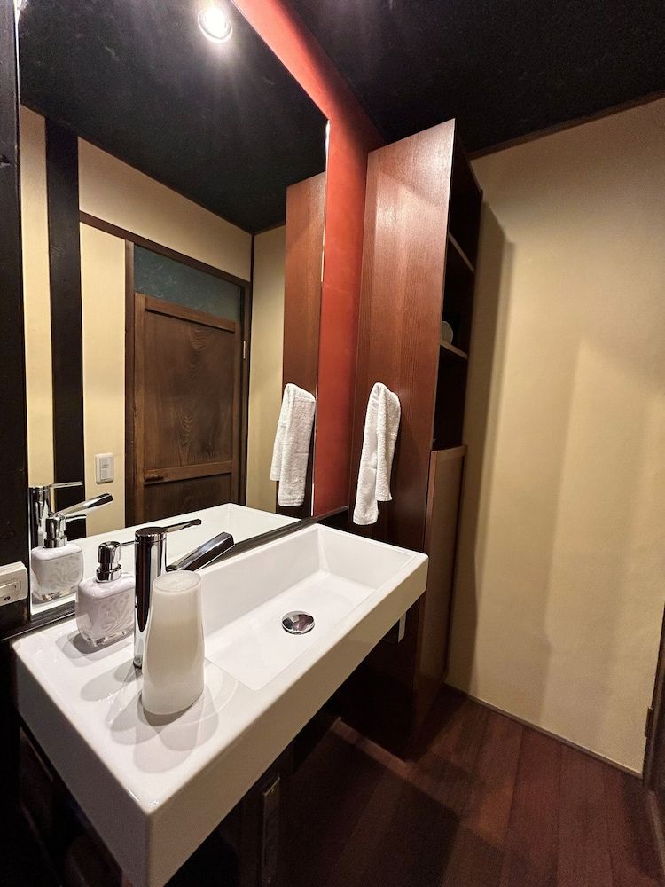 Kamiza-an Kamanza-tei Traditional House 10