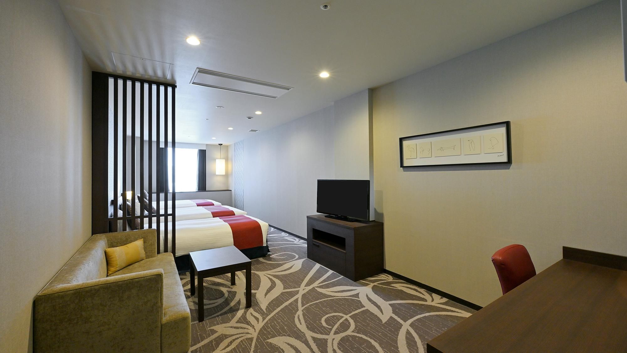 Deluxe Twin with Extra Bed