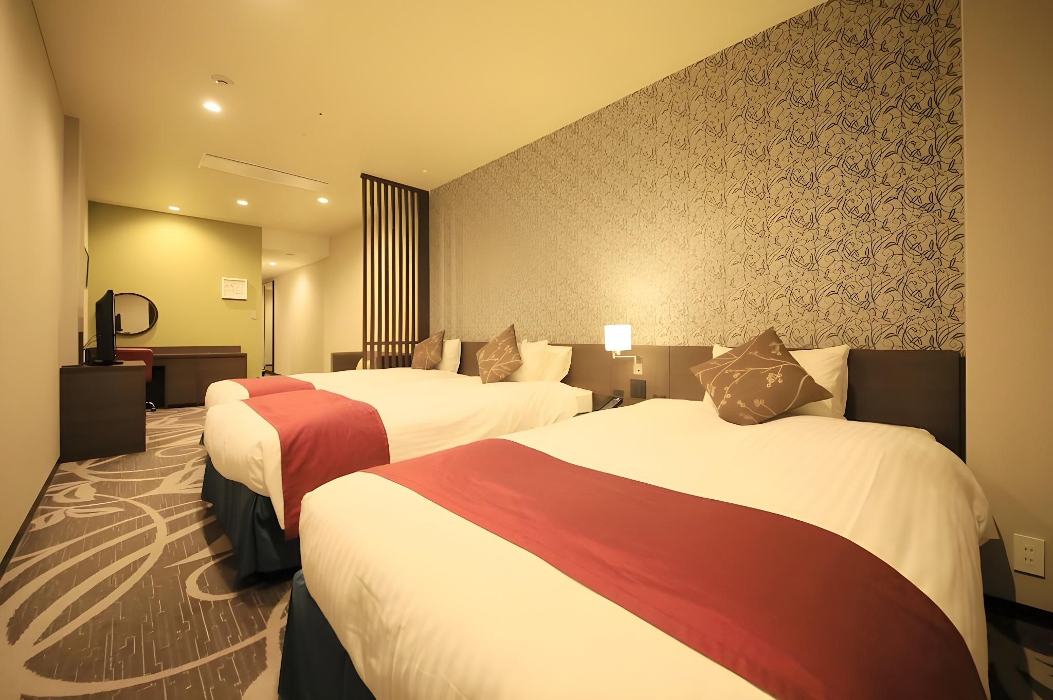 Standard Twin with Extra Bed