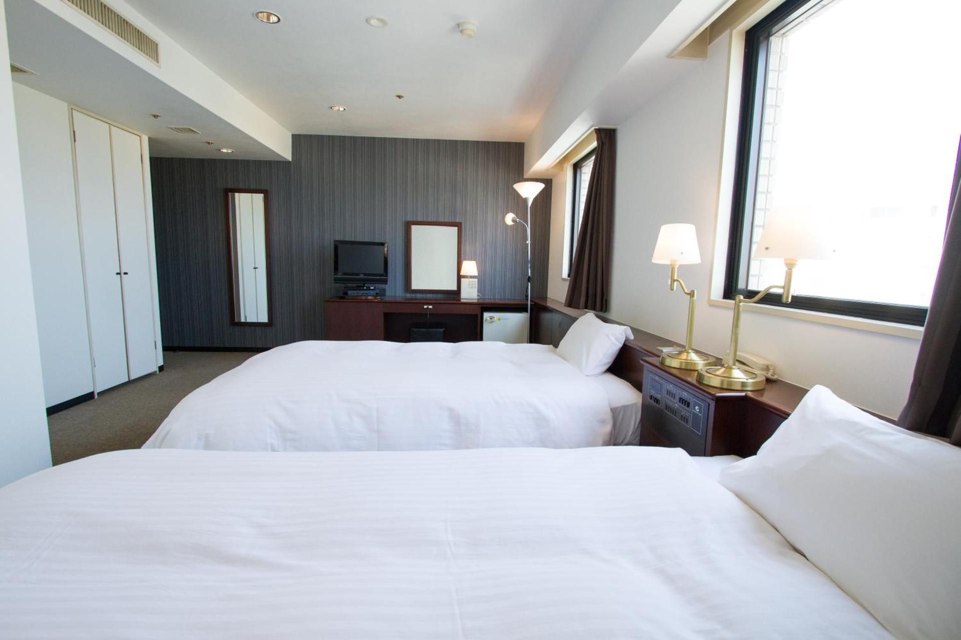 Twin Room - Non-Smoking
