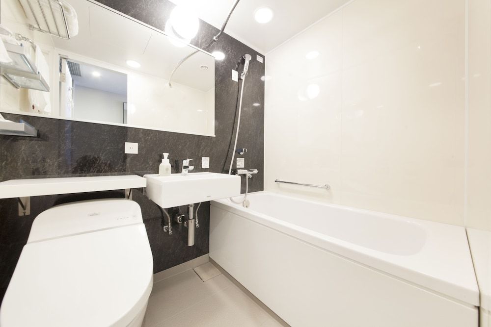 Richmond Hotel Premier Asakusa International Standard Double Room, Smoking 4