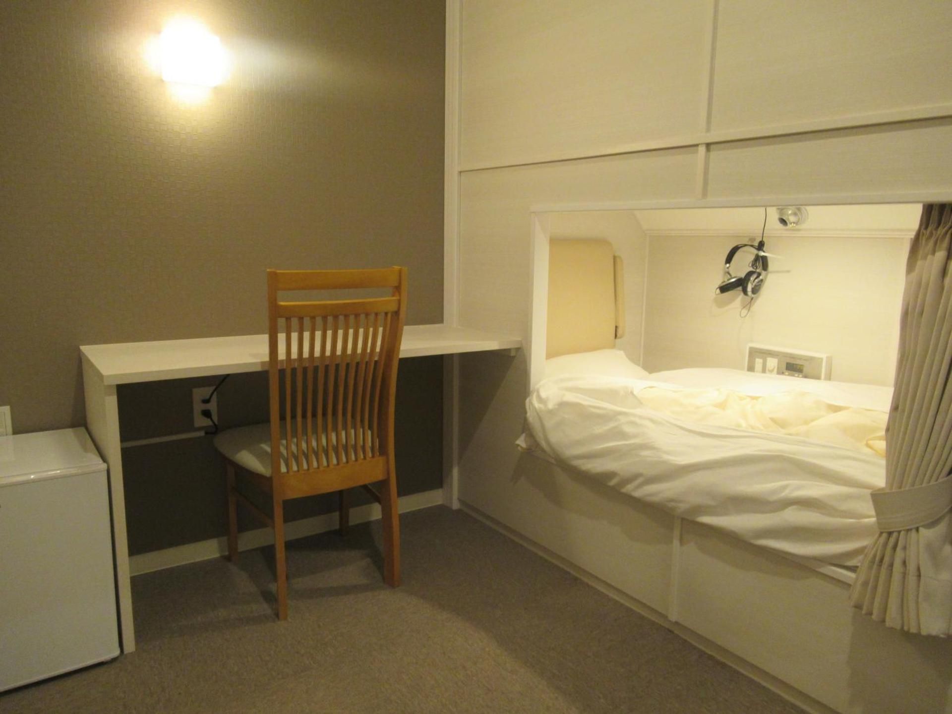 Hotel Grand Terrace Chitose Reguler Cabin Capsule Room for Male Only - Non-Smoking