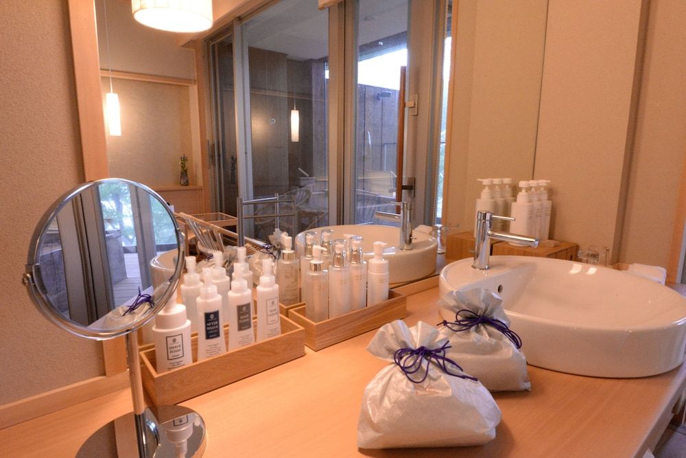 Hakone Gora Byakudan Western Style Room KIRI/TSUYU/KUMO/KEN, Outdoor Bath 9