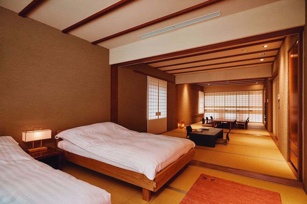 Superior Suite with Hot Spring Bath, 1 Bedroom, Non Smoking, River View (114)