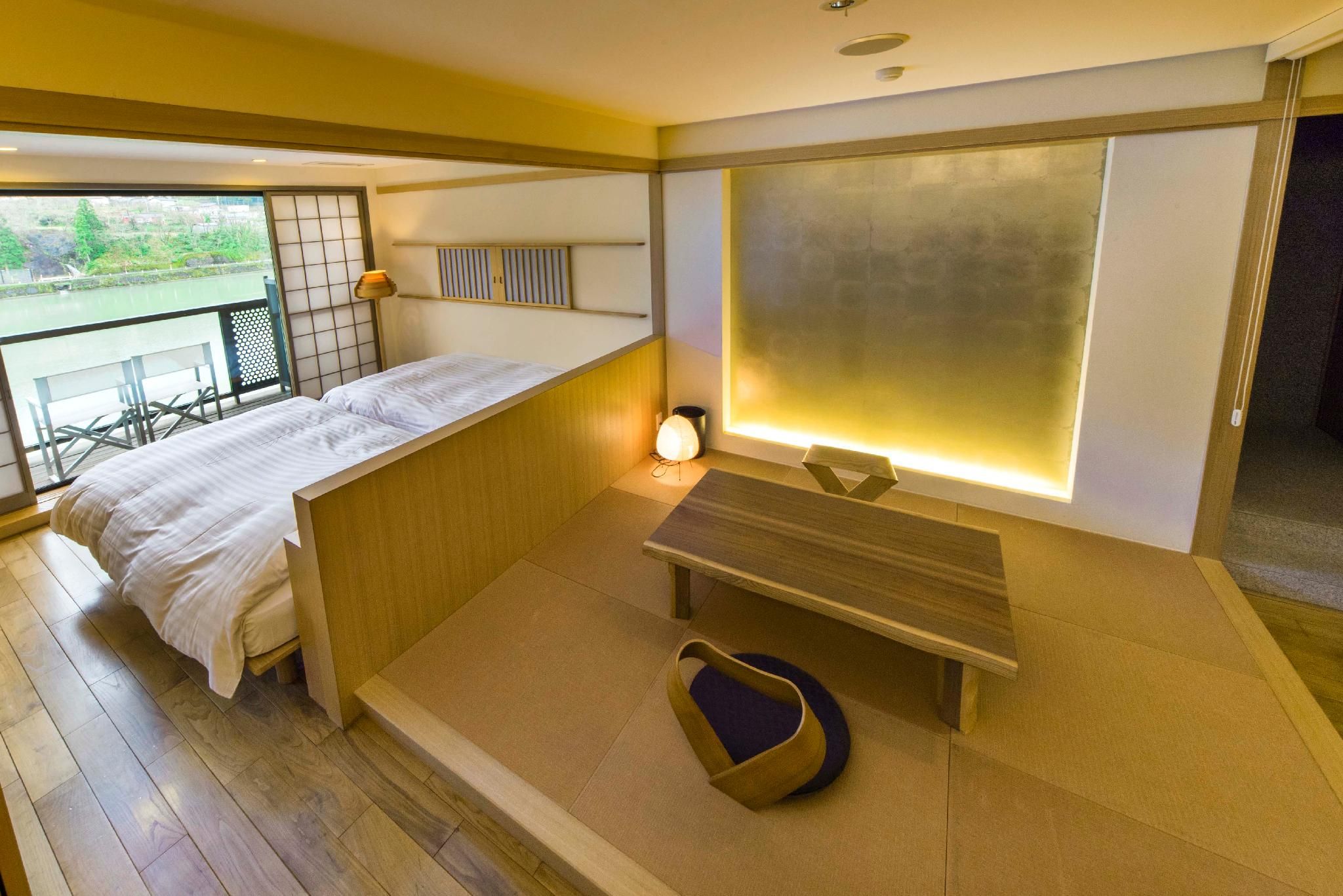 Deluxe Japanese Western Style Room B - Non-Smoking