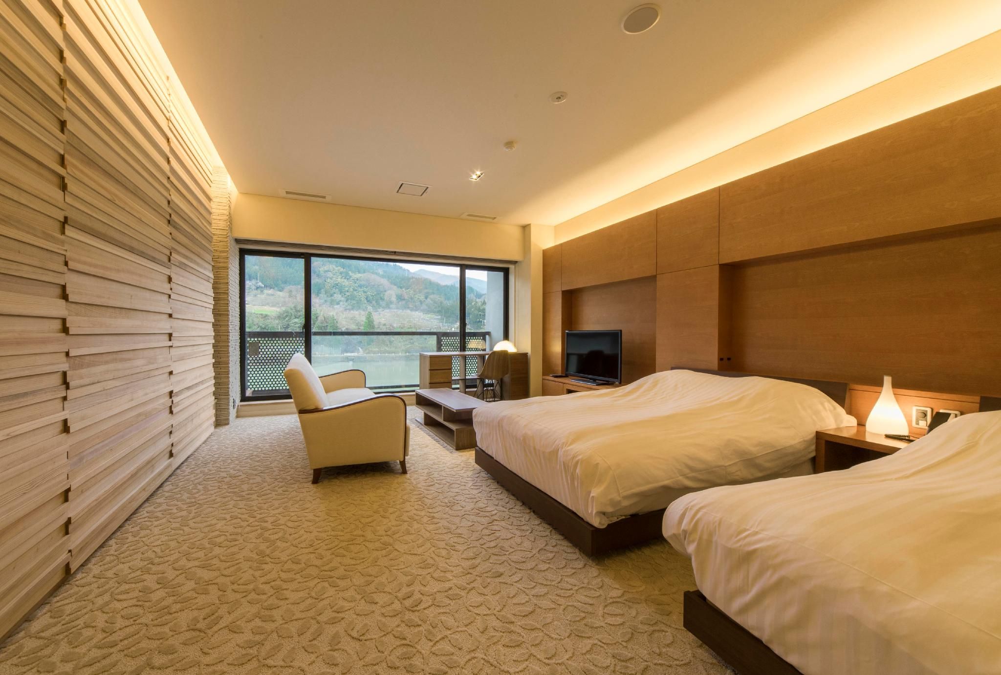Deluxe Twin Room for 2 People - Non-Smoking