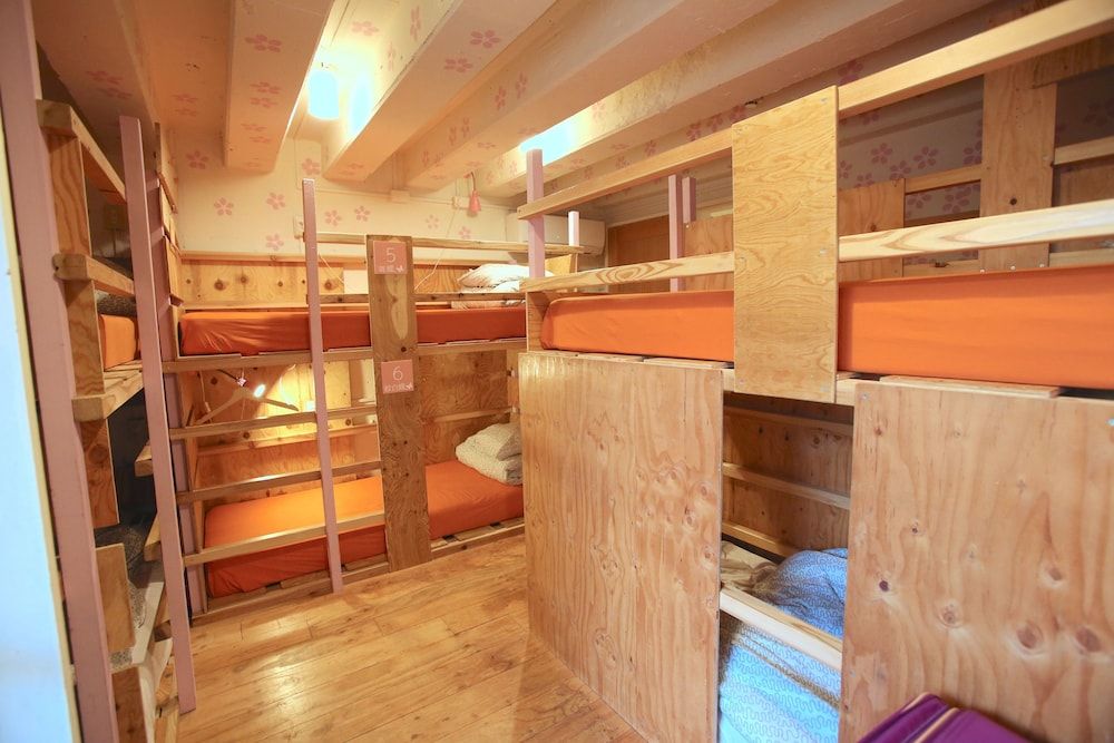 undefined Yadoya Guest House Orange - Hostel 9