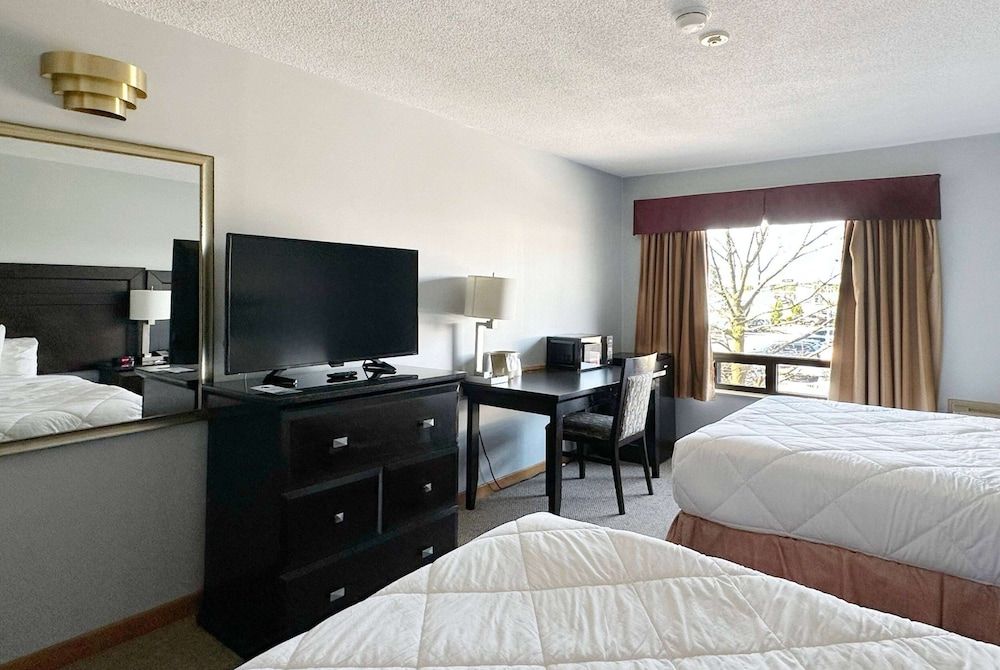 Room, 2 Queen Beds, Non Smoking