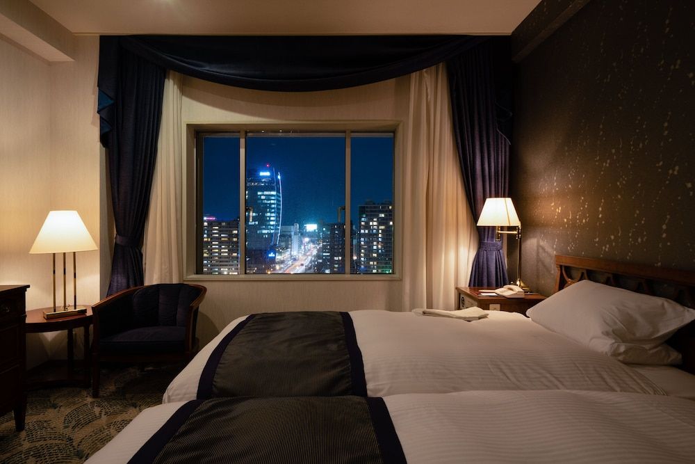Corner Suite Room, River View, Non Smoking