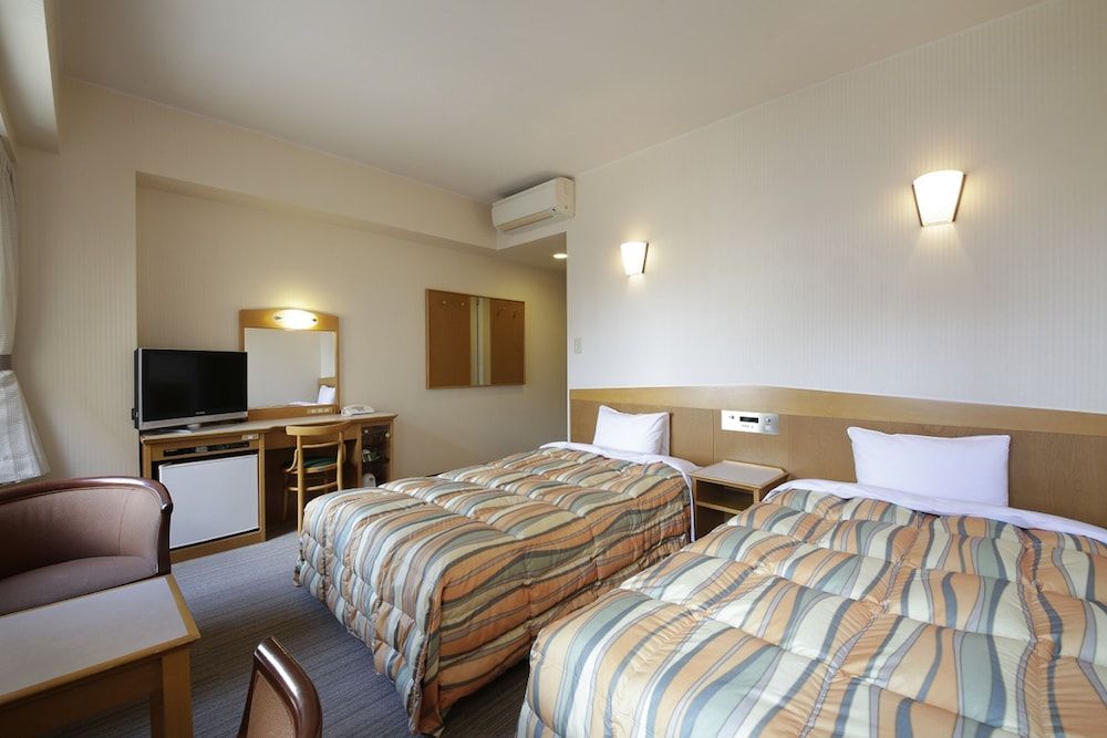 undefined Nagoya B's Hotel 4