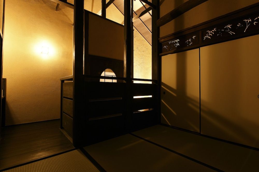 Kuraya Omiya-Shimabara Whole Rent Town House, 2 Single Beds and 3 Japanese Futons 8