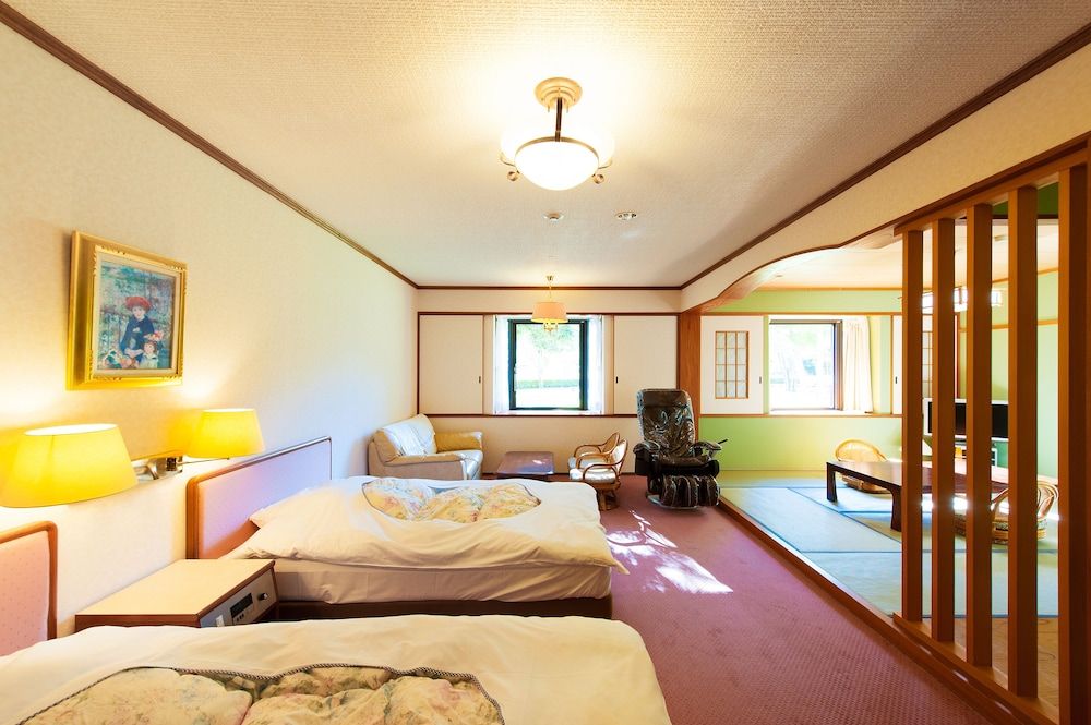 Special Family Room (Private Bathroom)