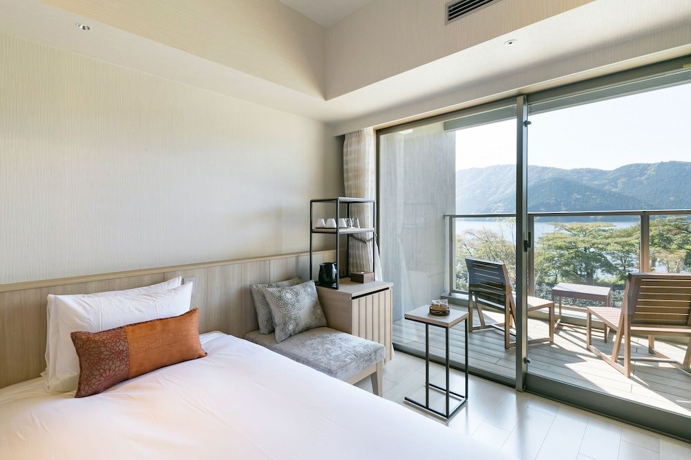 undefined Hakone Ashinoko Hanaori 4