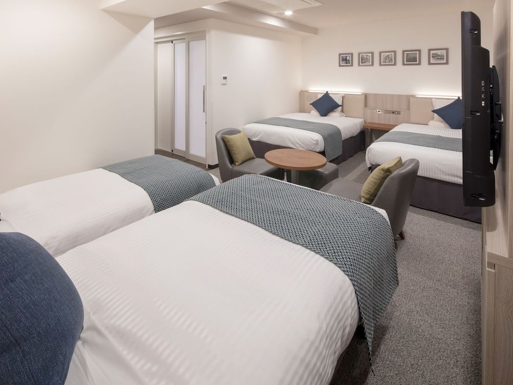 Accessible Fourth with Solaniwa hot spring and Bedrock sauna ticket, Non Smoking