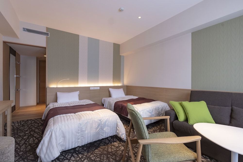 Standard Twin Bed Room