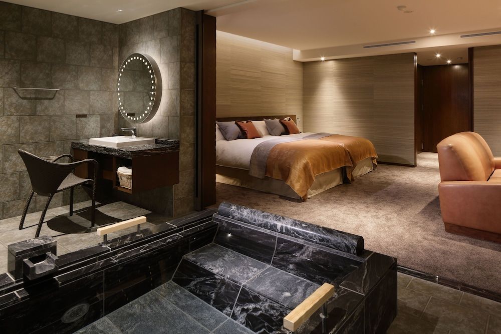 The Hiramatsu Hotels & Resorts Atami Suite, Corner (2nd Floor), Included French dinner and breakfast, Non Smoking 3