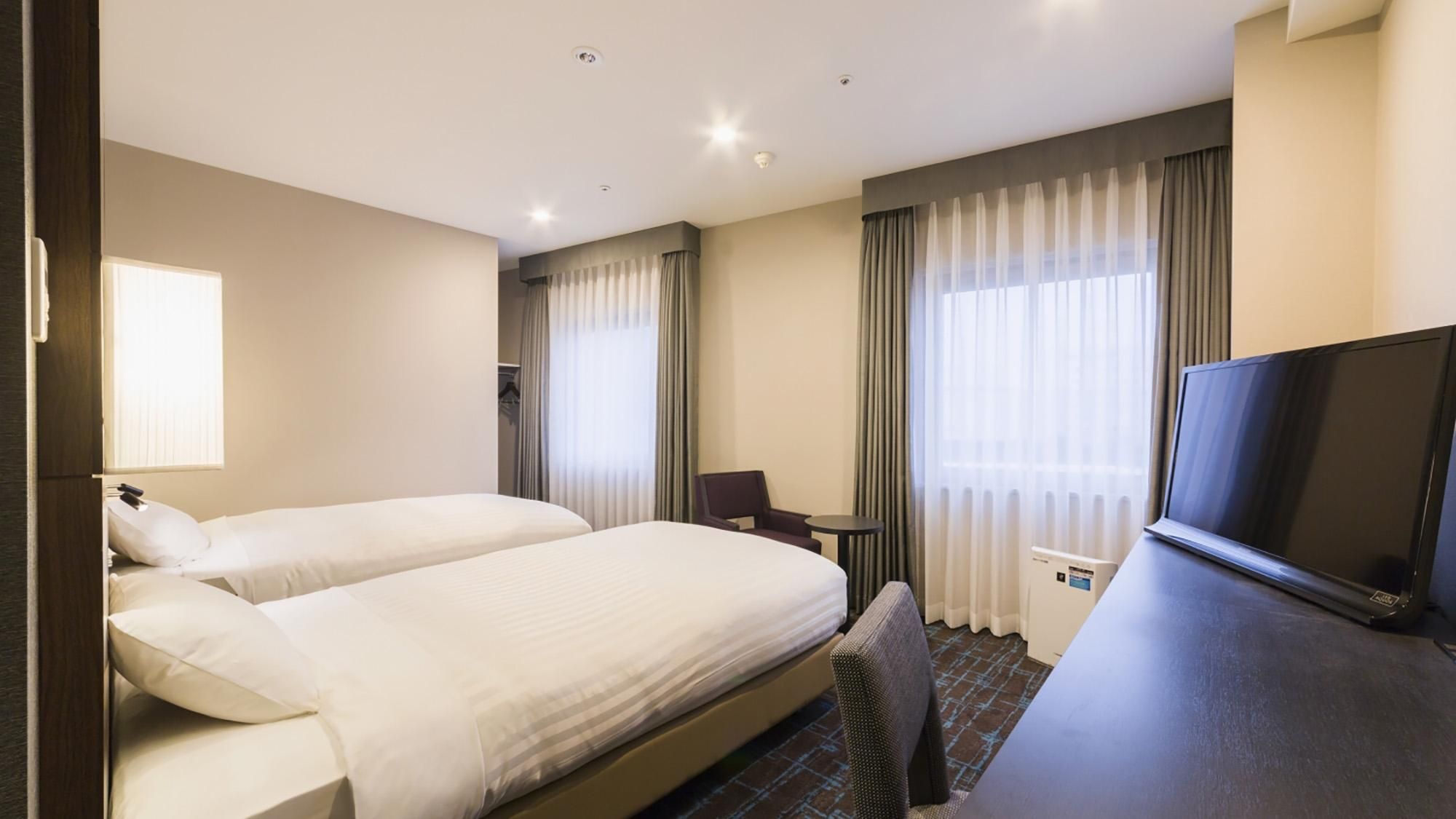 Twin Room for 2 People - Non-Smoking