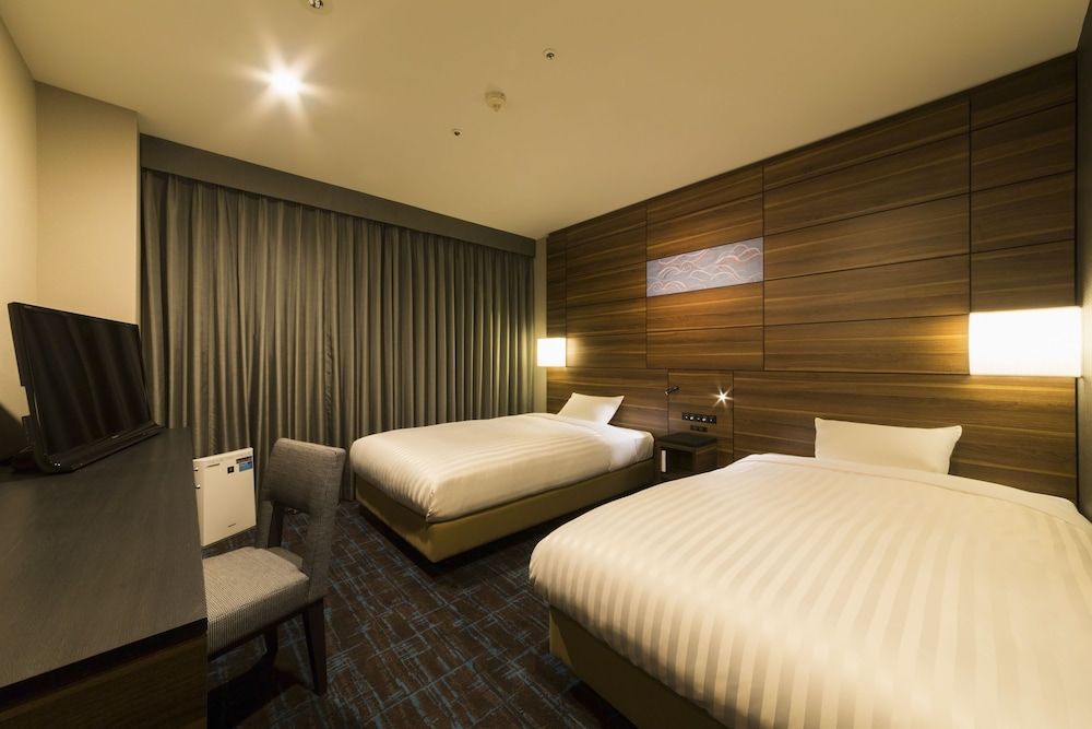 Twin Room, Smoking (Single Use)