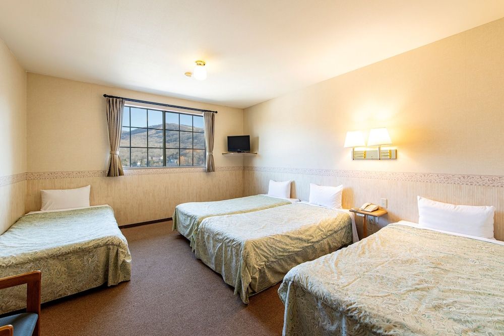 Quadruple Room, Mountain View, Non Smoking