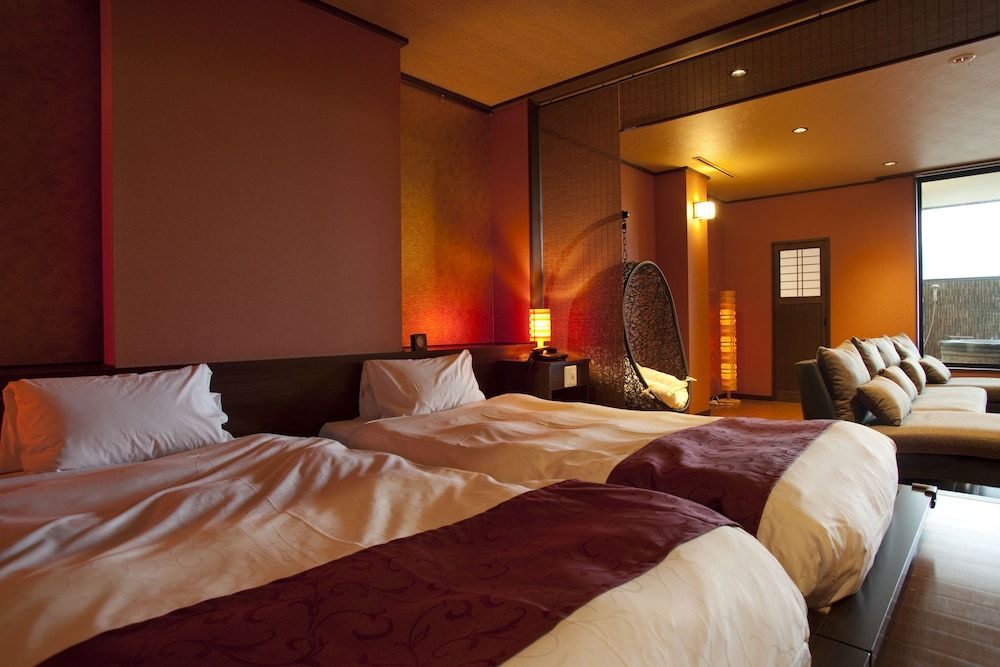 Semi Suite Twin Room with Private Outdoor Bath, Non Smoking, City View