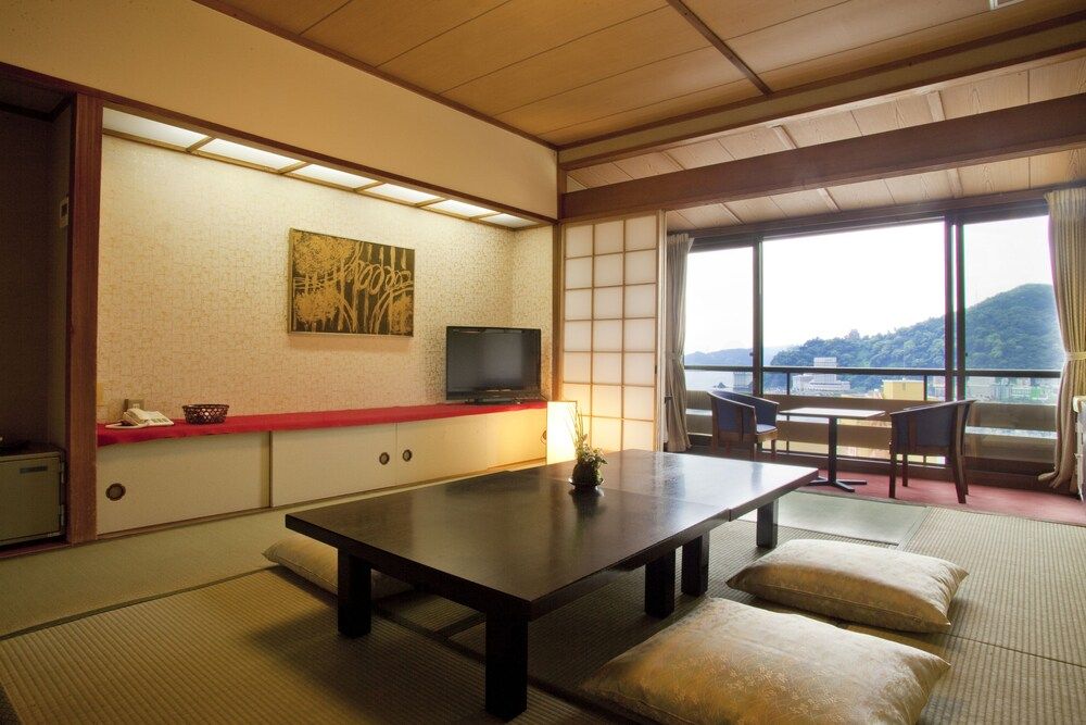 Japanese Style Room, Smoking, City View