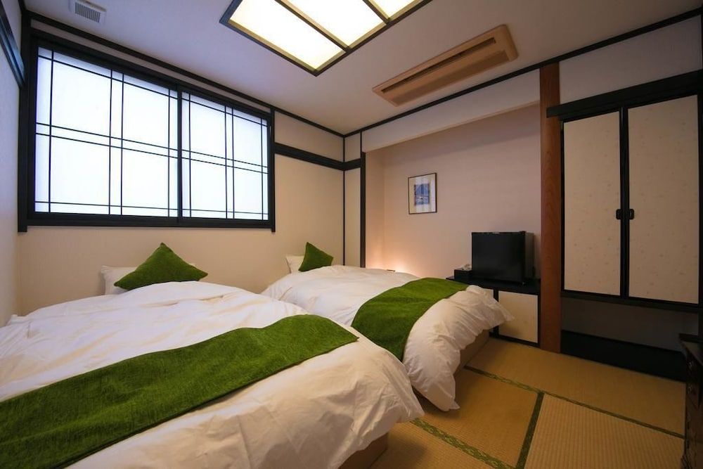 Yunosato Hayama Japanese Western Style Twin Room, Shared Bathroom 2