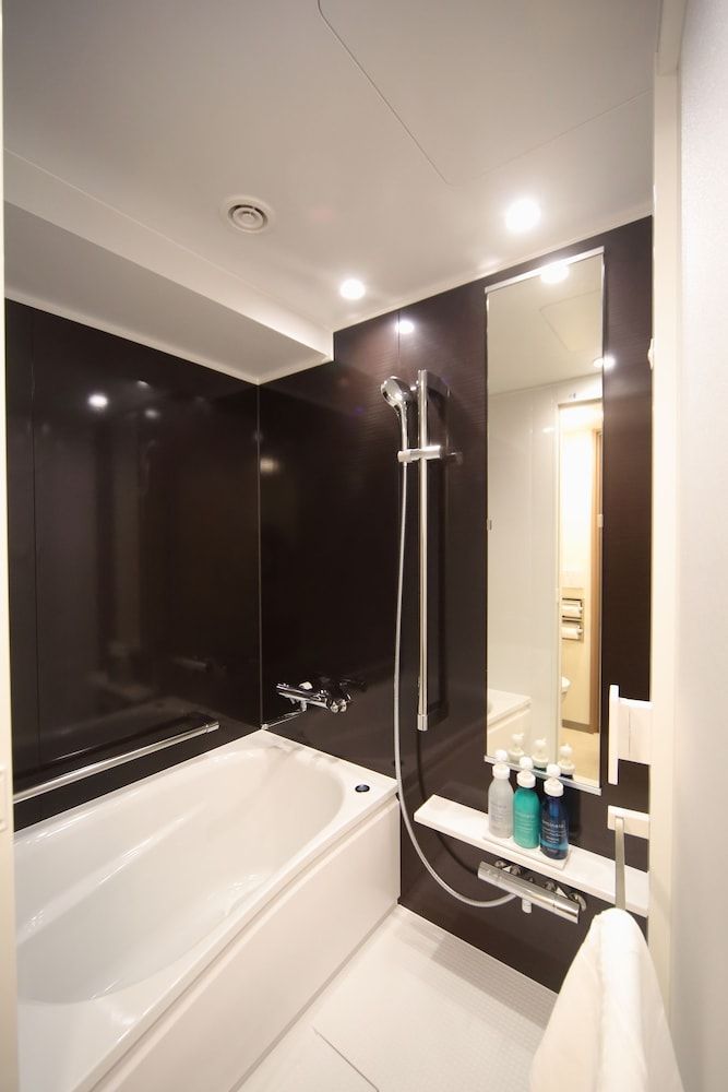 KEIKYU EX HOTEL Takanawa Superior Twin Room, Non Smoking (5 min walk from Shinagawa Station) 9