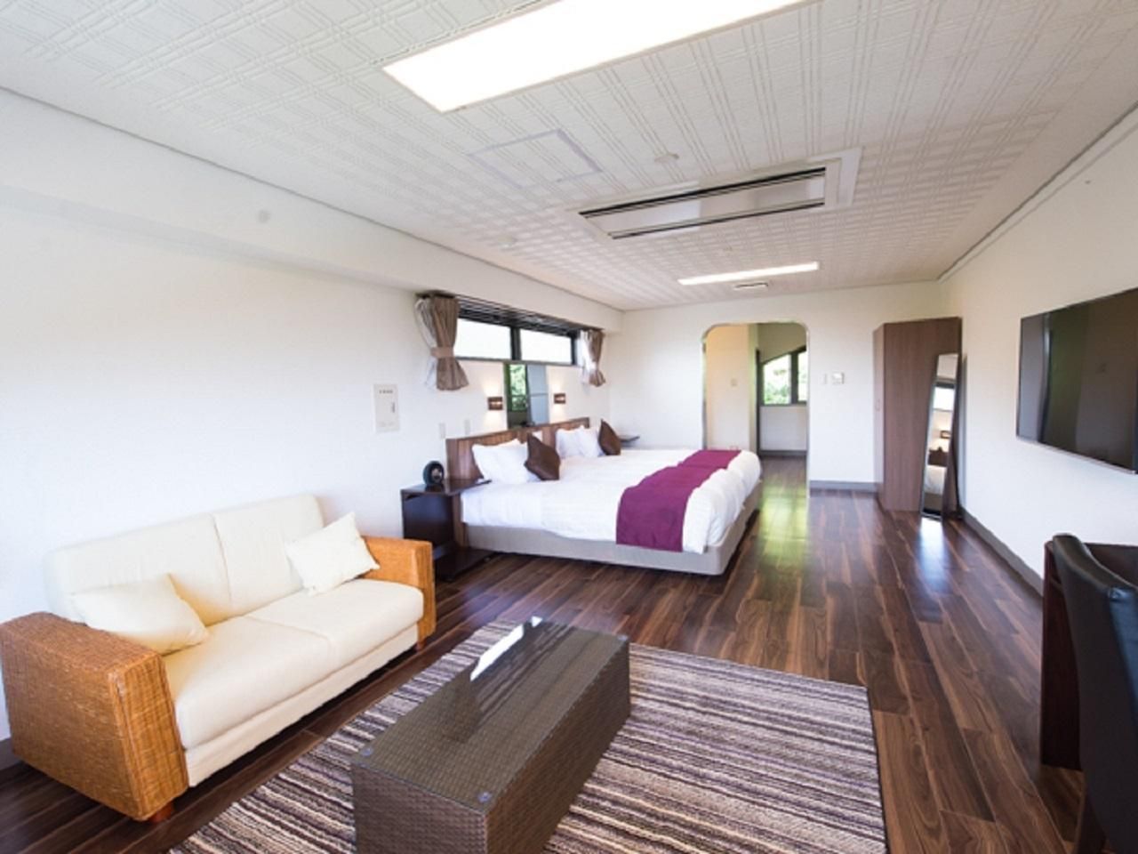 Room - Pet-Friendly